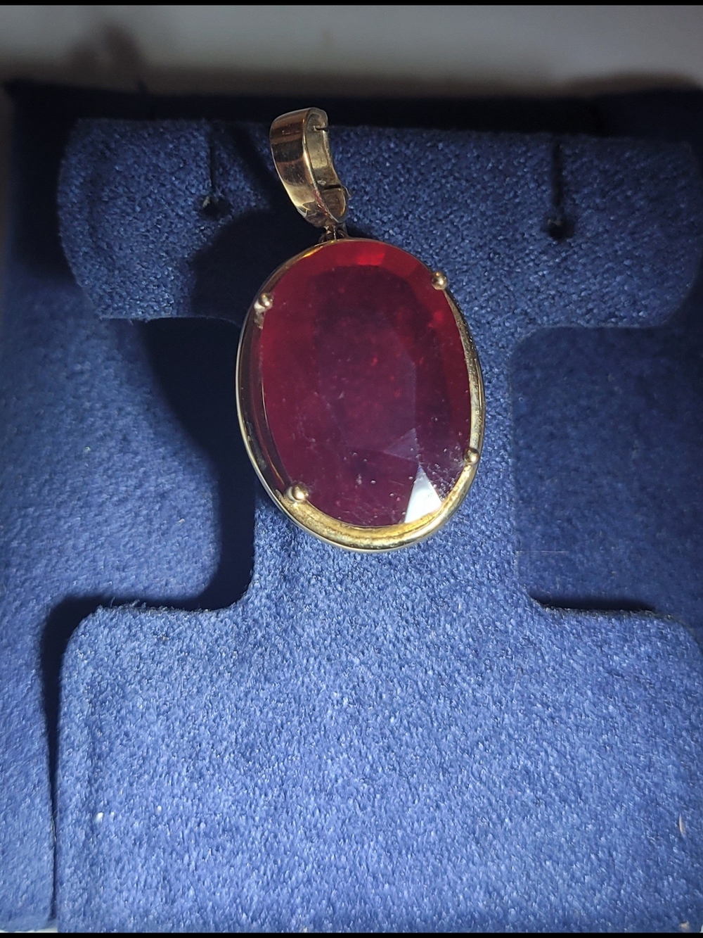 10k Gold Oval 19carat Ruby Gemstone Pendant Necklace